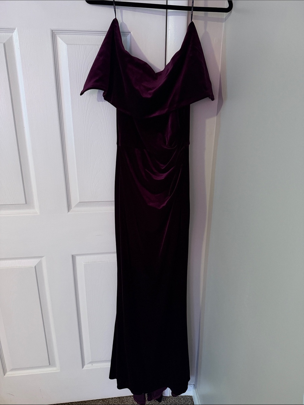 Vince Camuto Strapless Velvet Gown in Deep Plum